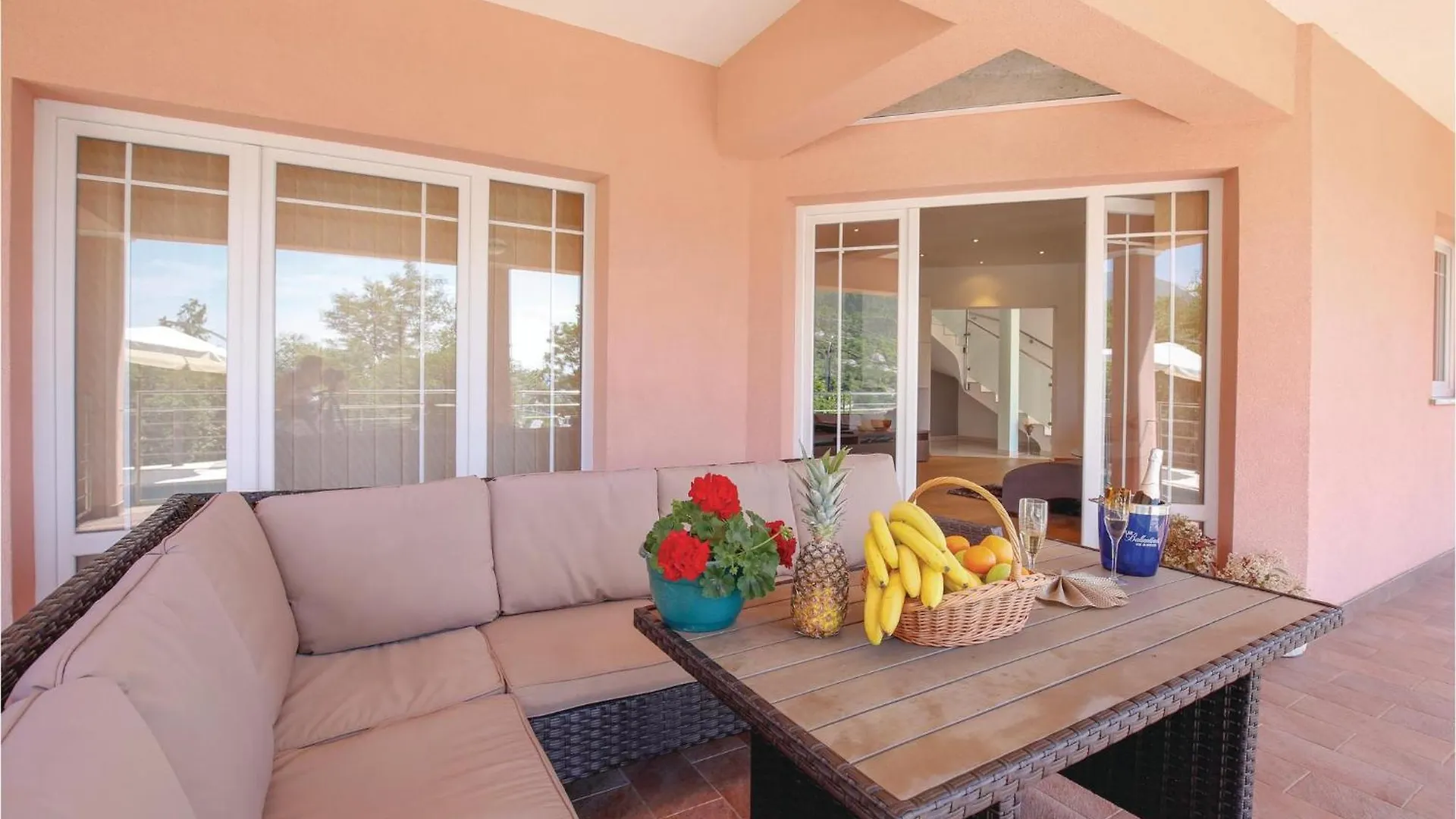 Amazing Home In Icici With Heated Swimming Pool 0*,