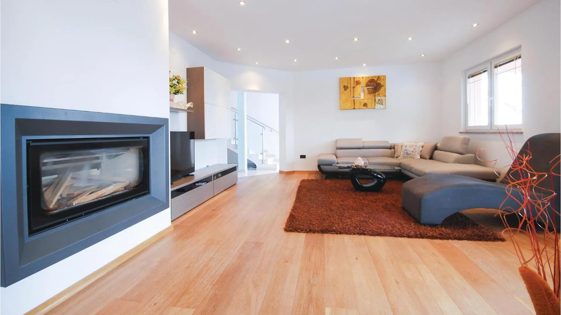 Amazing Home In Icici With Heated Swimming Pool