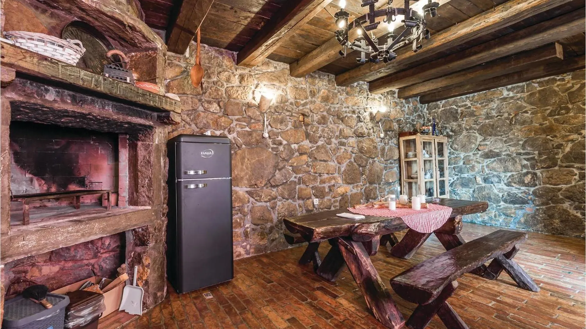Amazing Home In Icici With Heated Swimming Pool Holiday home